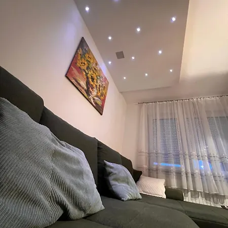 Apartments Onyx Sisak Exterior photo